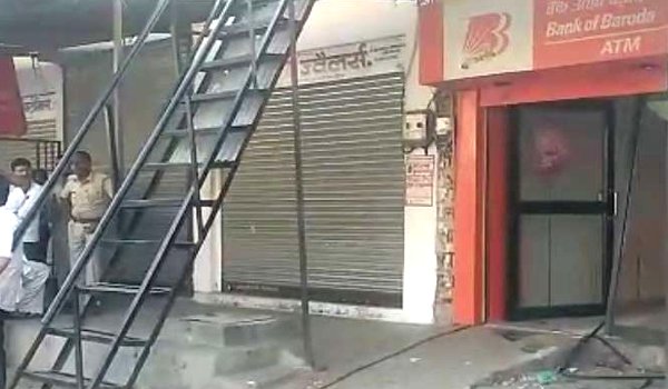 bank of baroda ATM machine with cash stolen in Barmer
