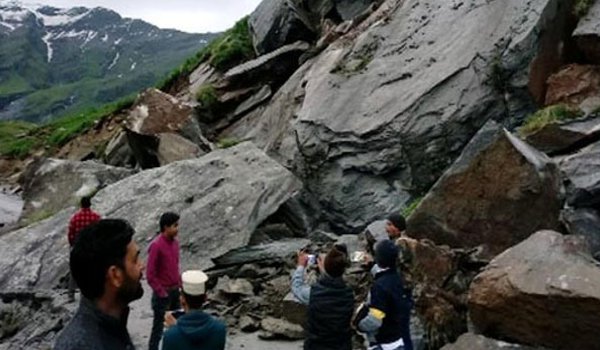 Manali-Leh Highway Blocked By Landslide