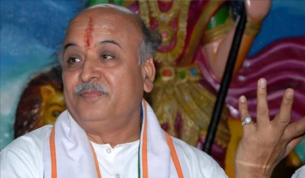 Praveen Togadia says bjp is now bhartyia jumla party