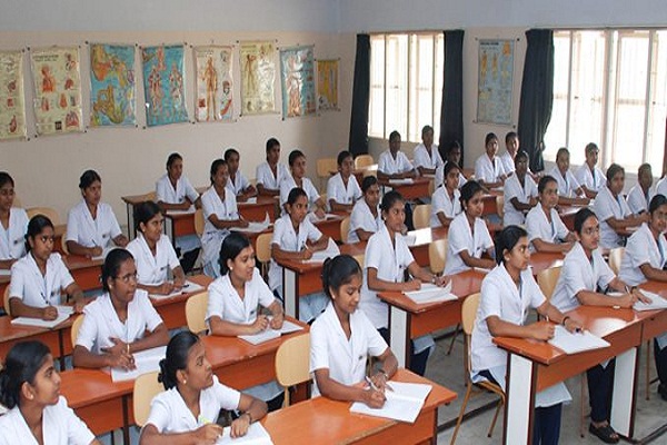 एक - दूसरे के नर्सिंग कॉलेजों को मान्यता देंगे भारत और सिंगापुर