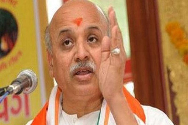 देश और दुनिया का पेट भरने वाले किसानों को आज मिल रही है मौत: तोगडिया