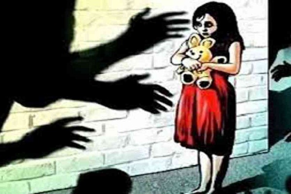 बाराबंकी में चार वर्षीय दिव्यांग बालिका के साथ दुष्कर्म