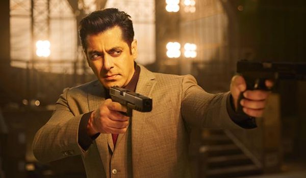 Salman Khan film race 3 earns Rs 148.05 crore