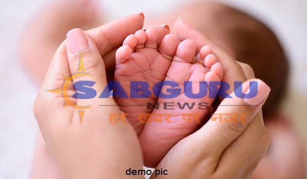 woman gives birth to Conjoined twins in Barwani