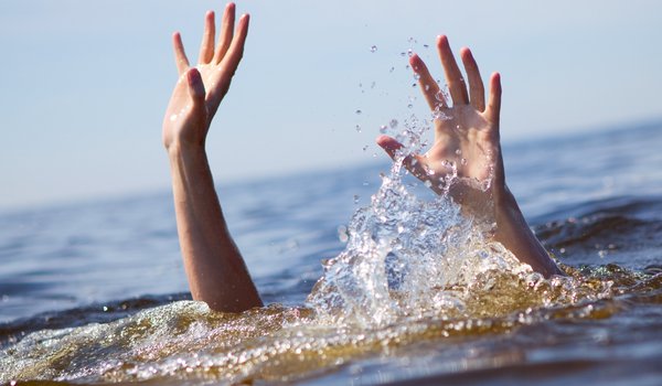 17 year old boy drowns in hotel's swimming pool in Khajuraho