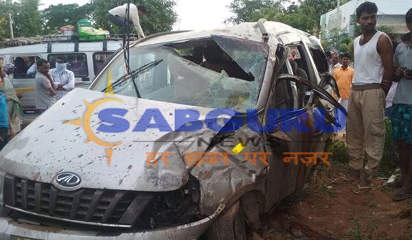 Six of family killed as car hit wall of bus stand in Nalgonda
