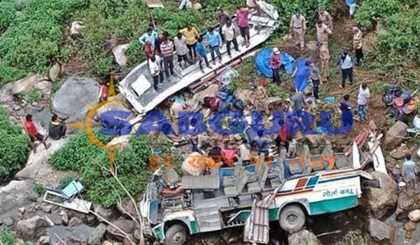 uttarakhand : 14 killed, 17 injured as bus falls into deep gorge in Chamba