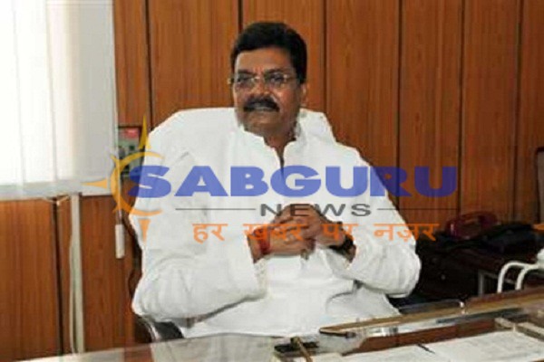 पूर्व केंद्रीय मंत्री डॉ चरणदास महंत