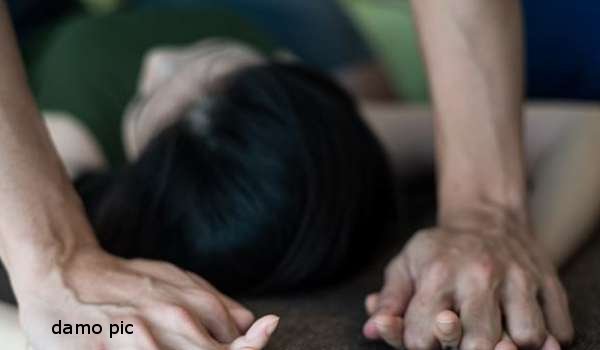 teenage girl raped by stepfather in betul