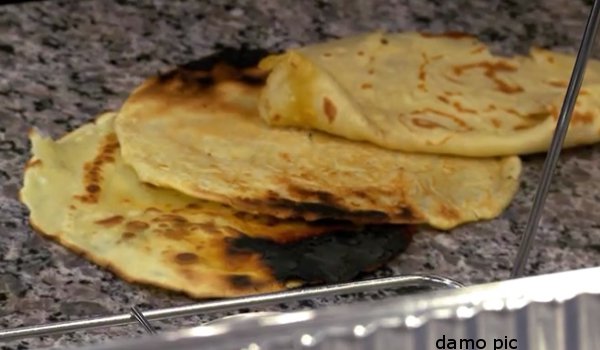 husband gives talaq his wife Due to burning of roti