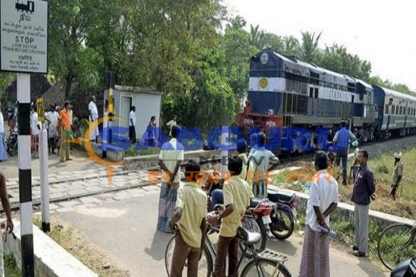 मानव रहित रेलवे क्रासिंग के लिए पूर्व सैनिकों की भर्ती