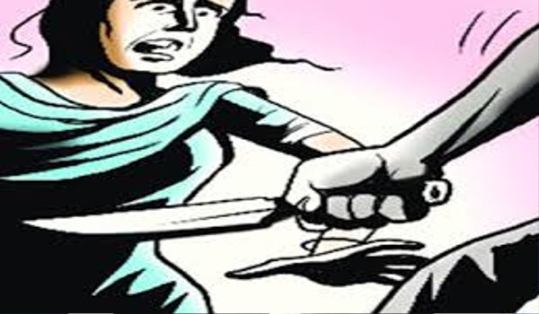 girlfriend stabbed by boyfriend in nagpur