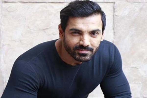 John Abraham wants to work in Sequel of Garam Masala 2