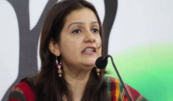 Congress National Spokesperson priyanka chaturvedi
