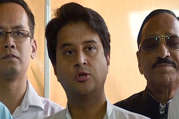 No chair, desire to make a place in the heart of the people - Jyotiraditya Scindia