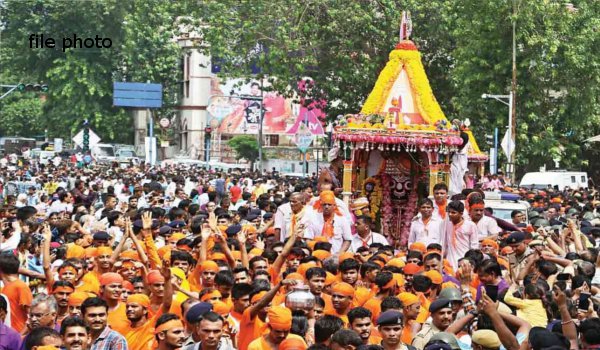 Vijay Rupani and Nitin Patel to performed 'Pahind Vidhi' to start 141th rath yatra of lord jagannath