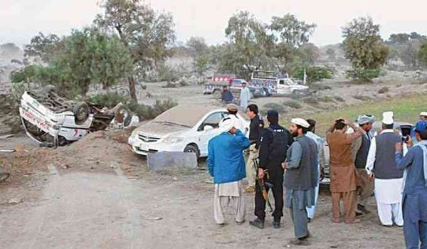 At least four killed, 25 injured as Akram Durrani's convoy comes under attack