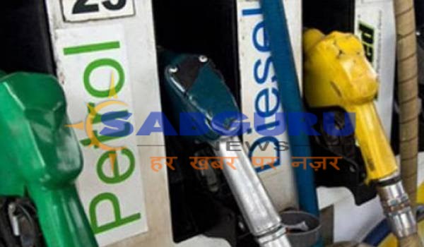 Petrol price cut by 10 paise per liter, diesel by 11 paise