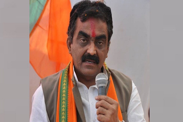 कांग्रेस ने कभी चुनाव तक नहीं जीतने दिया भीमराव अंबेडकर को : राकेश सिंह