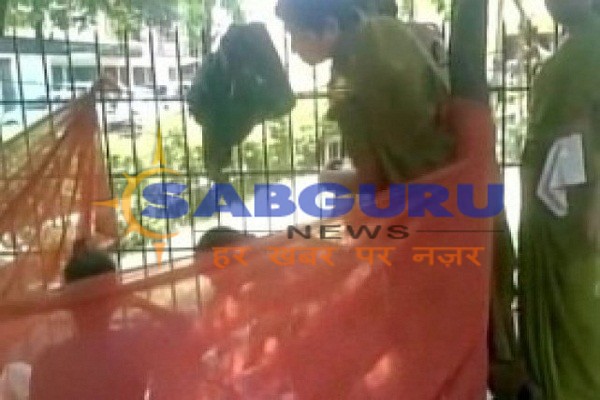 मुरादाबाद में महिला पुलिसकर्मी ने सड़क पर कराया सुरक्षित प्रसव