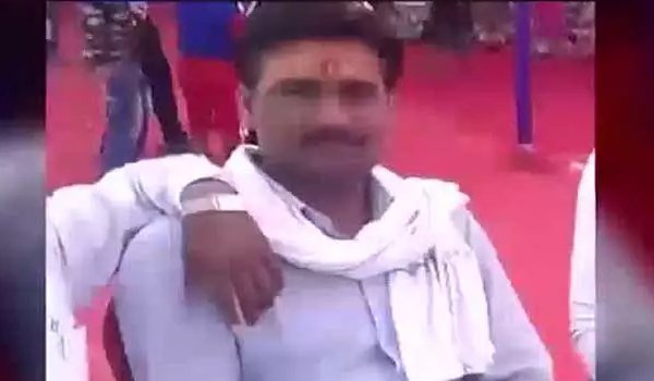 RSS worker sandeep sharma shot dead in Firozabad