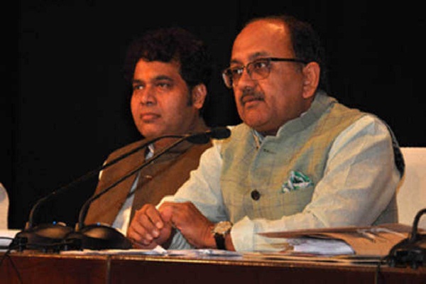 Yogi Sarkar announces Seventh Pay Commission for Transport Department