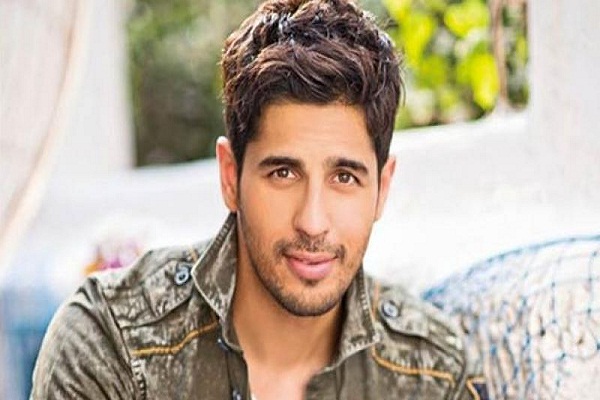 Siddharth Malhotra to work with Kisan Advani