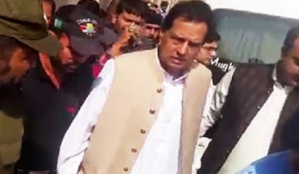 Capt Muhammad Safdar Arrested over corruption charges