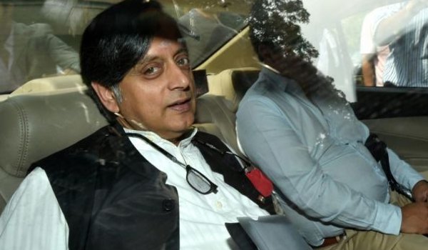 Sunanda Pushkar Death Case : Shashi Tharoor gets regular bail