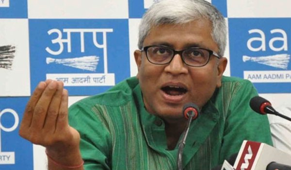 Arvind Kejriwal refuses to accept AAP leader Ashutosh's resignation