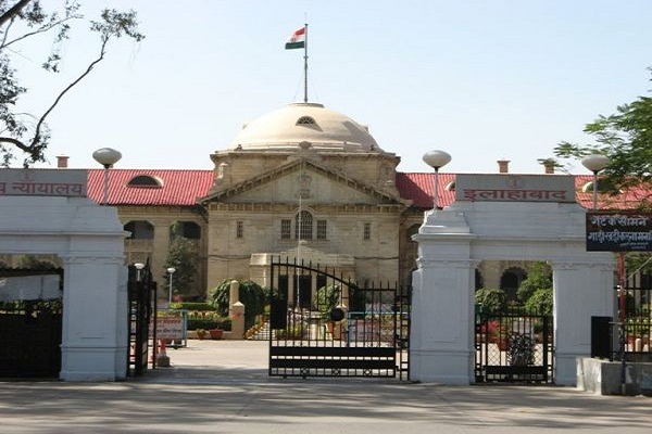 Penalty for engineer on pink shirts and jeans for high court