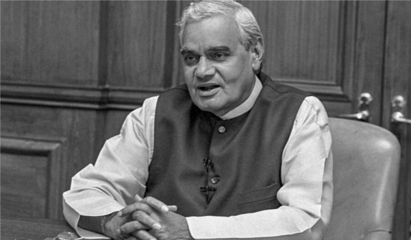 atal bihari Vajpayee's funeral will be held at 4pm on friday, seven days of national mourning