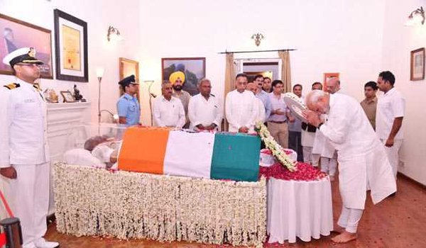 end of an rera : pm narendra modi condoles death of bjp stalwart atal bihari Vajpayee