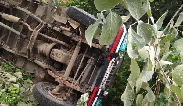 one killed, 15 injured as jeep overturns in sirohi