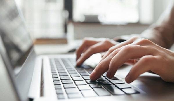 KGMU computer operator, six others held for job racket