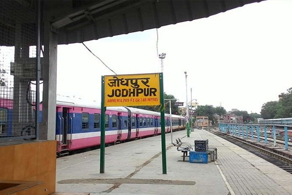 भारतीय रेल के स्वच्छता रैंकिंग में राजस्थान ने बाज़ी मारी