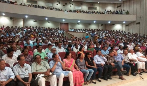 hasya kavi sammelan gudgudi at jawahar rangmanch in ajmer