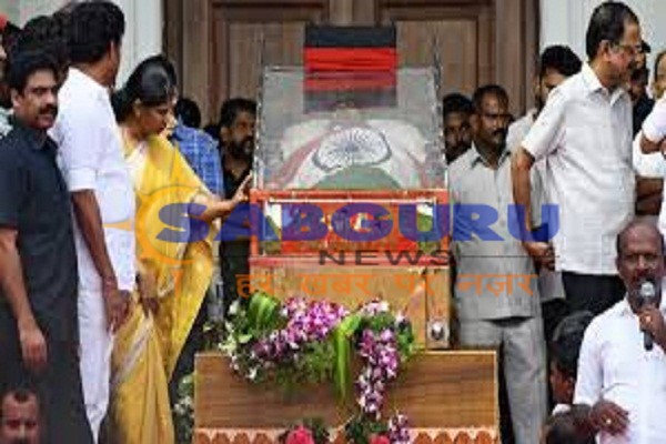 High Court has given permission to bury Karunanidhi on Marina Beach