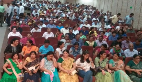 hasya kavi sammelan gudgudi at jawahar rangmanch in ajmer