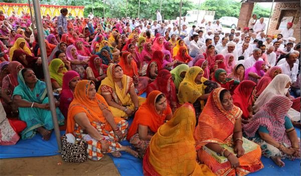 followwrs of sant kriparam in surukripa ashram sirohi