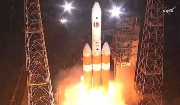NASA launches humanity's first mission to the Sun