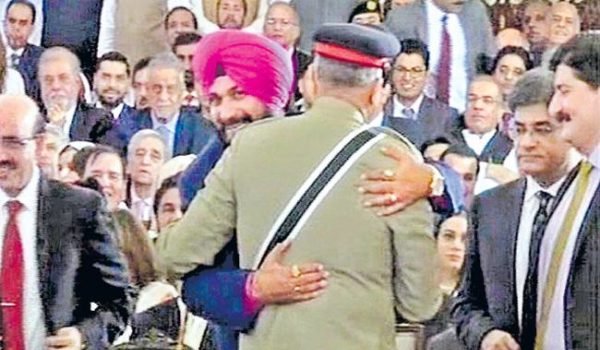 Sedition case filed against Navjot Sidhu for hugging Pakistan army chief