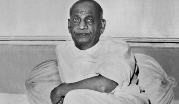 august 23 in history : Sardar Patel, was the first Deputy Prime Minister of India