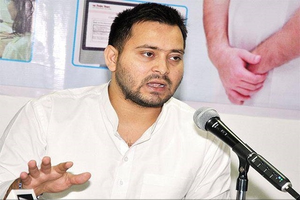 फ़ुल टॉस बॉल पर नीतीश सरकार का विकेट गिरा : तेजस्वी यादव