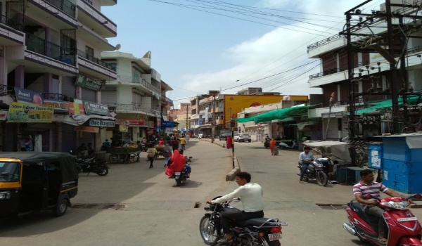सिरोही जिला मुख्यालय पर बन्द पड़ा नया बस स्टैंड बाजार।