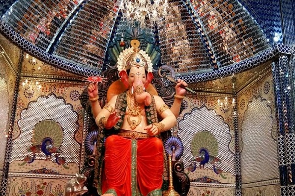 occasion of ganesh chaturthi darshan of these temples