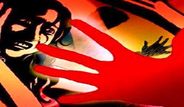 lady constable accuses senior cop of sexual harassment in Moradabad