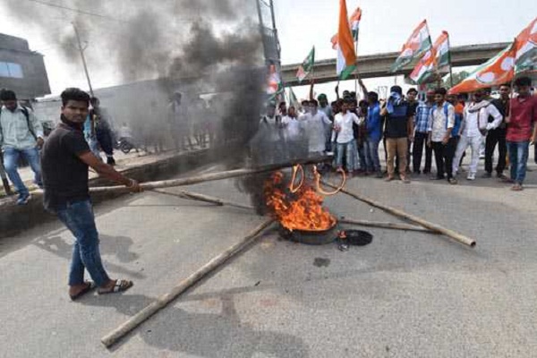 Opposition parties sacked during bhart bandh in hindi