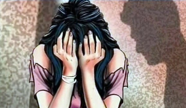 school girl raped in Dhamtari district