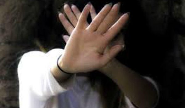 Schoolgirl raped in car in damoh, Human Rights Commission issues notice